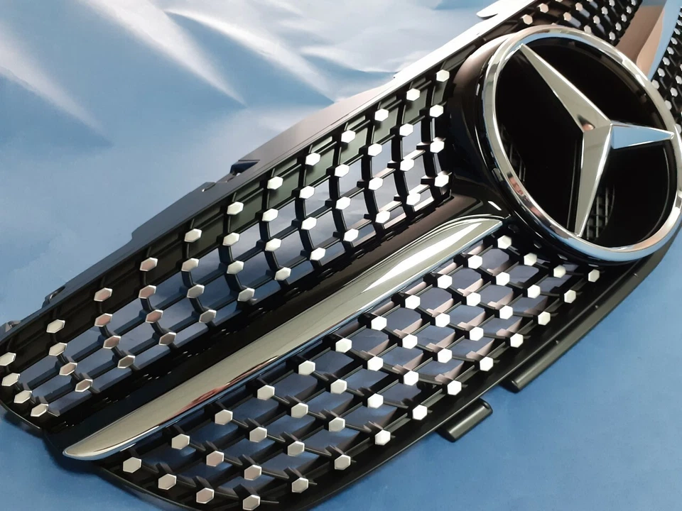 CHROME DIAMOND BLACK FRONT GRILLE FOR 2002-2006 Pre-facelift R230 SL-CLASS - Image 3 of 4
