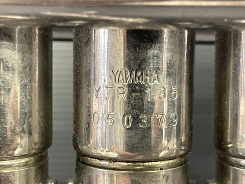 Trompeta Yamaha YTR-135 con estuche rígido plateado de Japón - Imagen 5 de 9