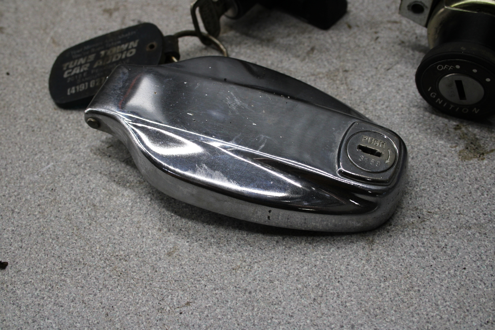 1975 Yamaha XS650 IGNITION SWITCH TANK SEAT LOCK W KEY S10229.IU eBay