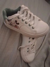 ALDI Disney Kids Size 9 White Sneaker Shoes Mickey Minnie Mouse On Sides