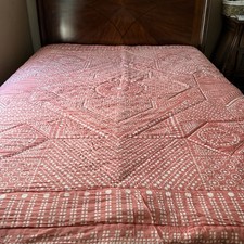 Queen quilt, approximately 92  x 85  , with a beautifully relaxed, cozy feel.