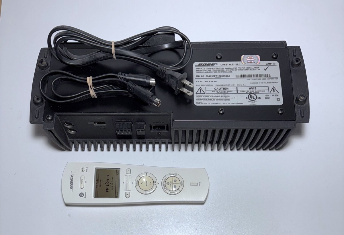 Bose Lifestyle SA2 AMP / PMC II RC48S2-27 Remote and Cables - Nice