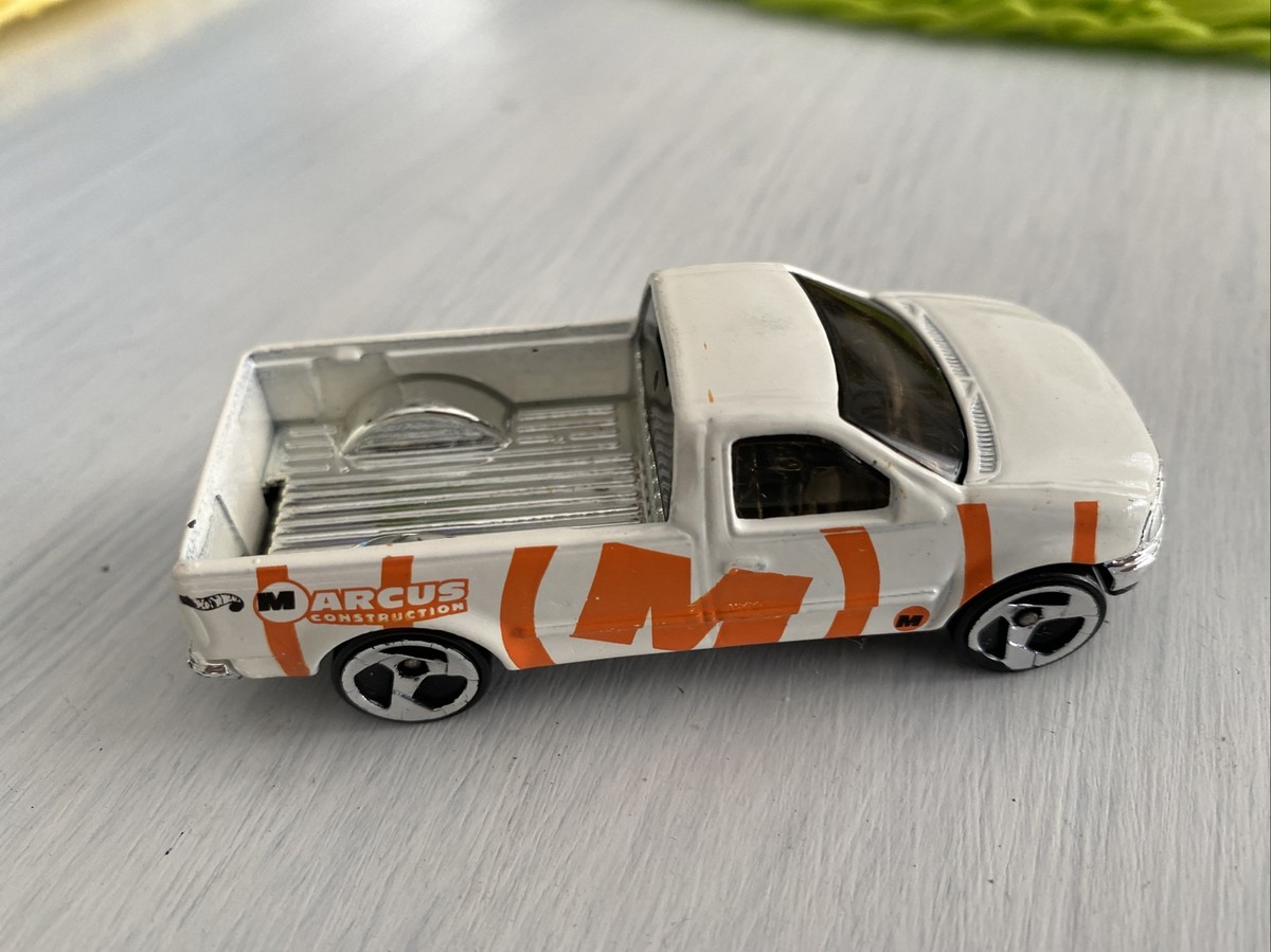 Hot Wheels Ford F-150 ミニカー 1997年製 Hot Wheels Ford F-150 ミニカー 1997年製 1997 HOT WHEELS