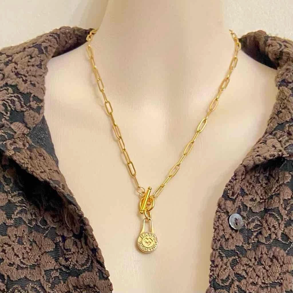 Autentico ciondolo Mario Valentino placcato oro con collana catena da 18 pollici