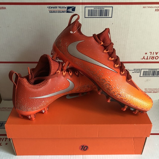 Nike Football Accelerates Innovation with 3D printed âConcept Cleatâ for Shuttle | Cleats, Nike 