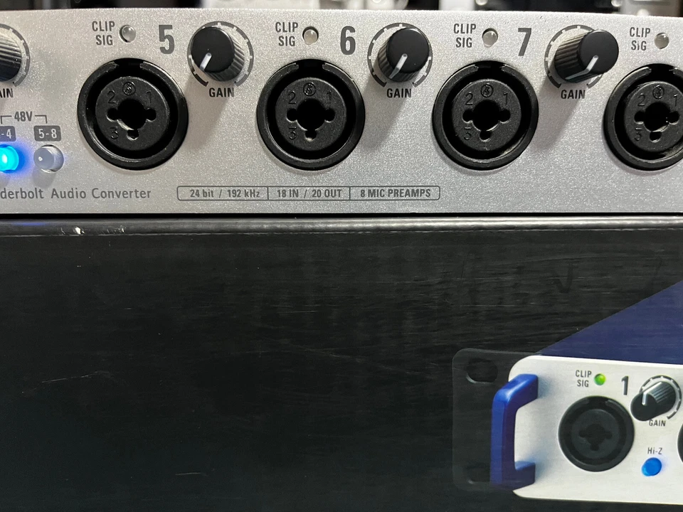 ZOOM TAC-8 THUNDERBOLT AUDIO INTERFACE - EXCELLENT CONDITION - Image 4 of 4