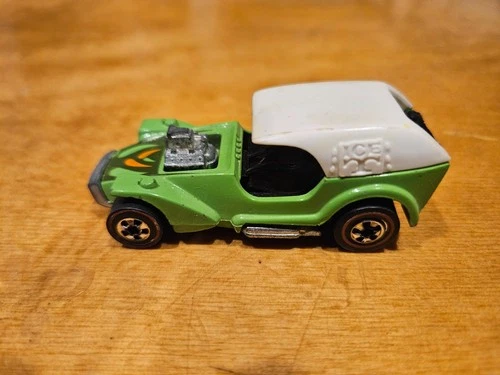 Hot Wheels Redline Flying Colors Ice T Hong Kong Green w/ Metal Base  1969