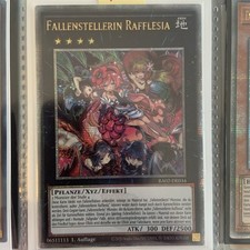 YuGiOh! Fallenstellerin Rafflesia / Quarter Century Secret Rare / RA02-DE034