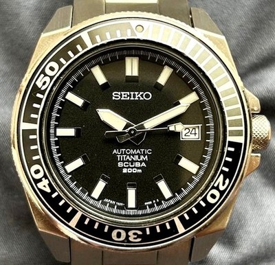 Seiko Black Samurai SBDA001 Titanium Diver 200m Automatic Mens Watch 42mm