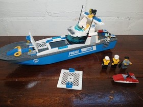 LEGO City: Police Boat (7287) Complete with Instructions Retired
