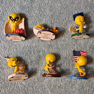 Warner Bros. Tweety Looney Tunes Lot of 6 Figurines w/ Bases PVC/Plastic