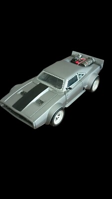 Fast and Furious 8 Doms Ice Charger 1:24 Scale Diecast Model Car Jada