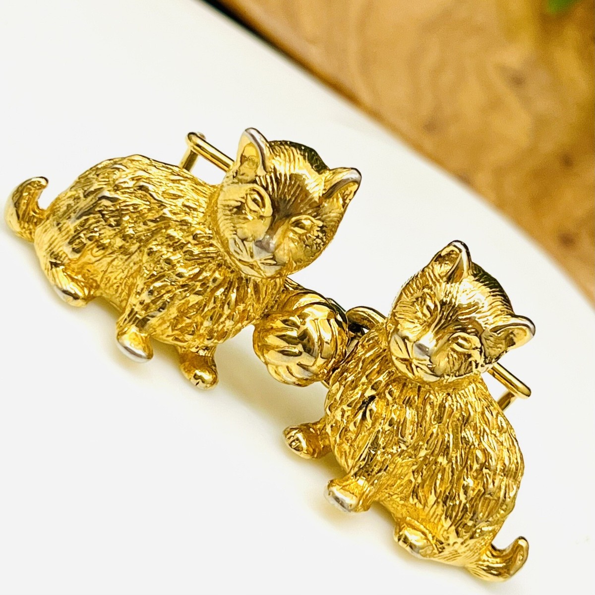 Vintage 3D Mimi Di N Gold Tone Double Cat Yarn Belt Buckle  display picture 3