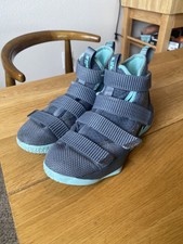 NIKE ZOOM LEBRON SOLDIER XI 918369-402 
