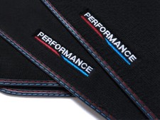 Performance Fußmatten für VW GOLF 8 VIII CB1 ab Bj.2020 Velours Neu 4 Tlg Logo