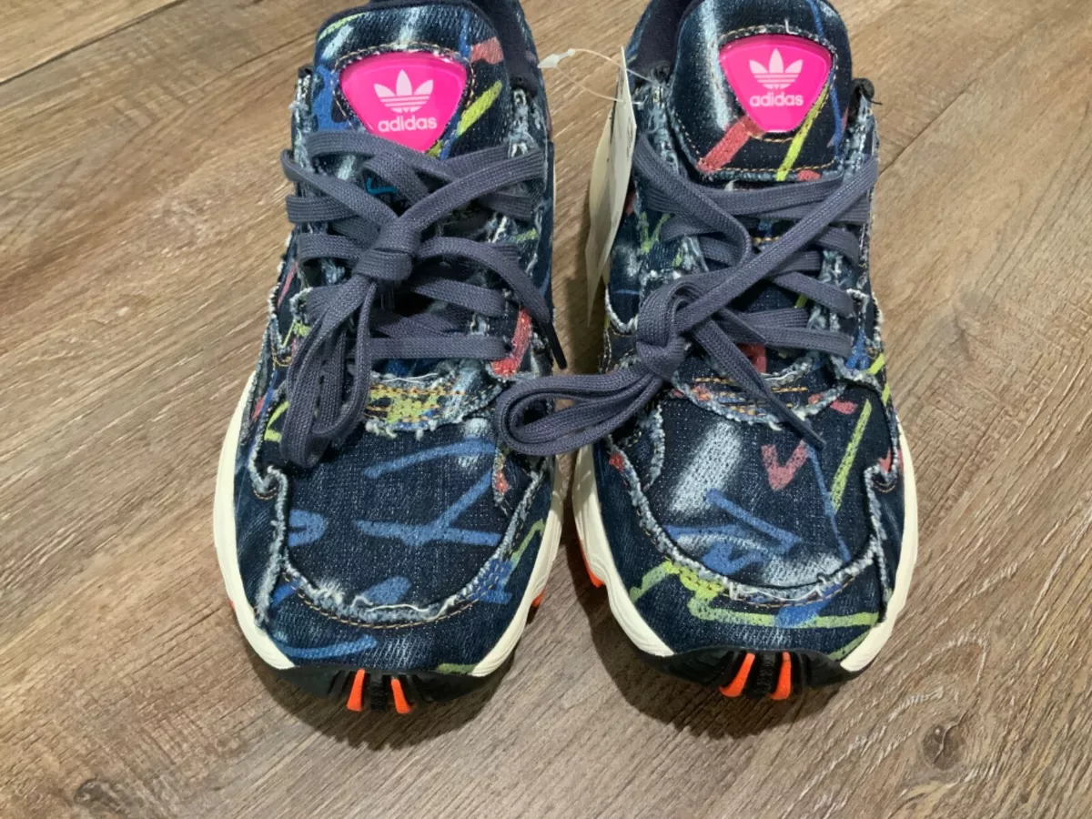NEW Adidas Originals Women s Denim Falcon Fashion Retro Sneakers