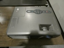 Epson PowerLite 61p 2000 Lumens 3LCD SVGA VGA EMP-61 Projector 306 Hours 