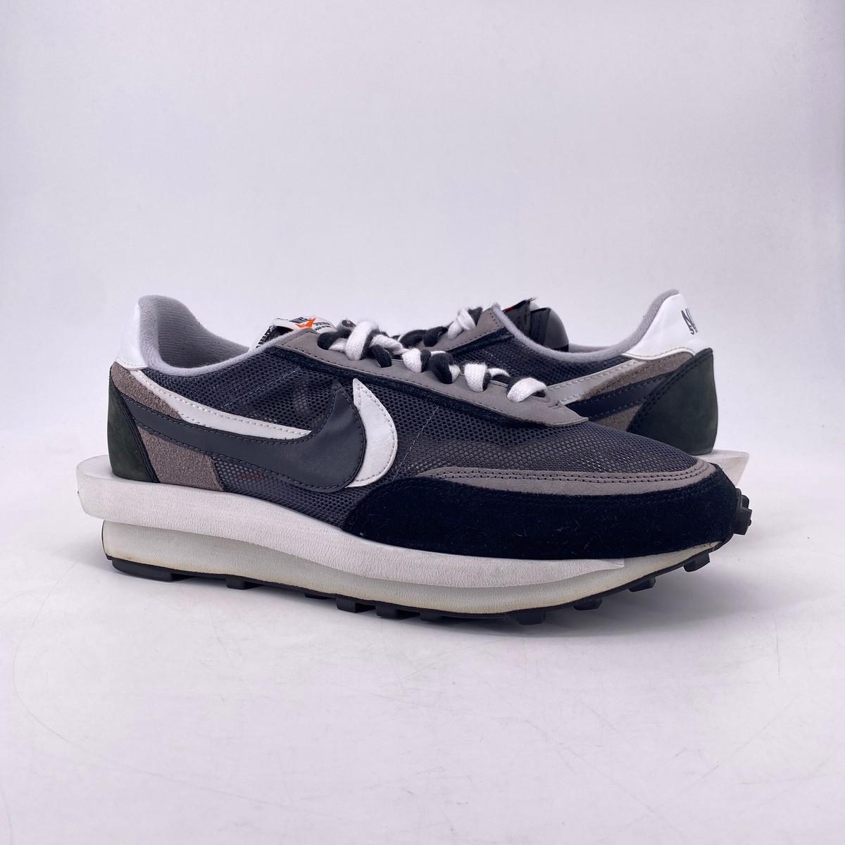 nike sacai waffle black stockx
