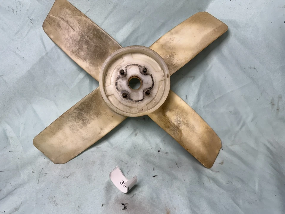Ventilador de motor de refrigeración por radiador Datsun 620 L16 72-73 4 aspas Foto 4 de 4
