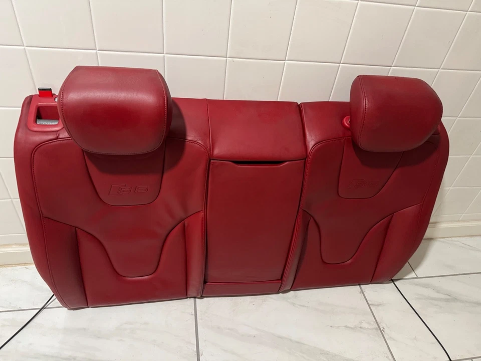 08-17 AUDI 8T S5 CUPÉ ASIENTOS TRASEROS SUPERIORES TRASEROS Y REPOSACABEZAS ROJO 021120 Foto 3 de 4