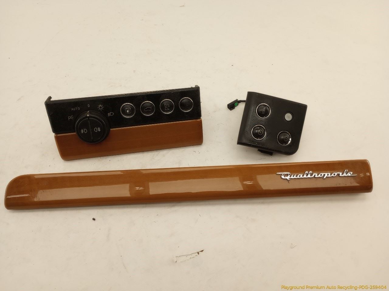 Maserati Quattroporte M139 Set Of 3 Dashboard Dash Switch & Trim Fits 2003-2008