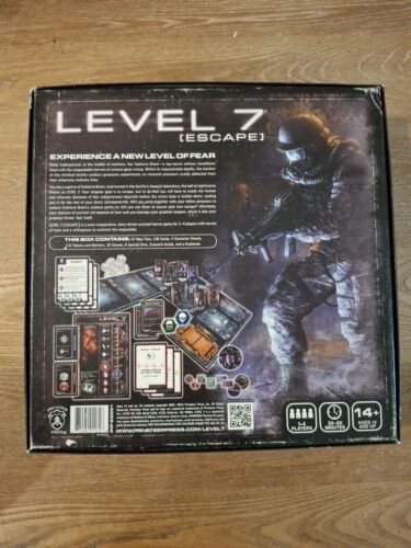 LEVEL 7 ESCAPE Horror Survival Board Game Complete Excellent by Privateer Press - Picture 2 of 12