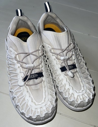 KEEN Uneek Women’s Size 8 Bungee Cord Blue/white Sandals Closed Toe Shoe