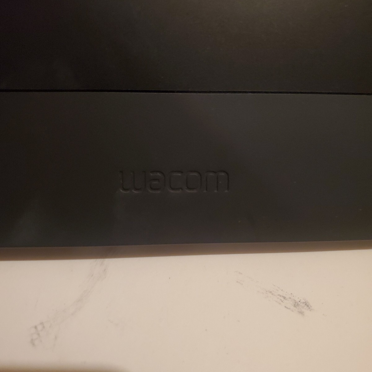 WACOM PTH-450/K Intuos 5 Touch Small Graphic Tablet - No WACOM PTH-450/K Intuos 5 Touch Small Graphic Tablet - No
