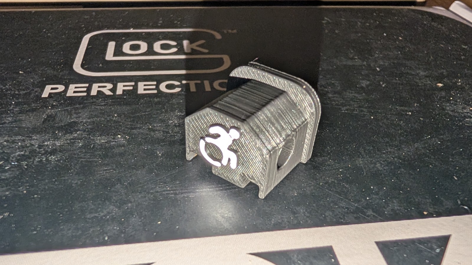 Novelty Button Back Plate For Airsoft Glocks