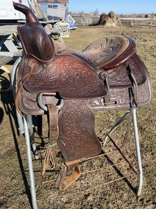 Used/vintage 13" TexTan  tooled  youth Western trail/pleasure saddle US made