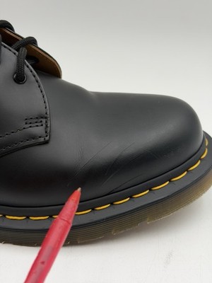 NEW Dr. Martens 11838 Leather Shoes SZ 10 Men's UNISEX SZ 11