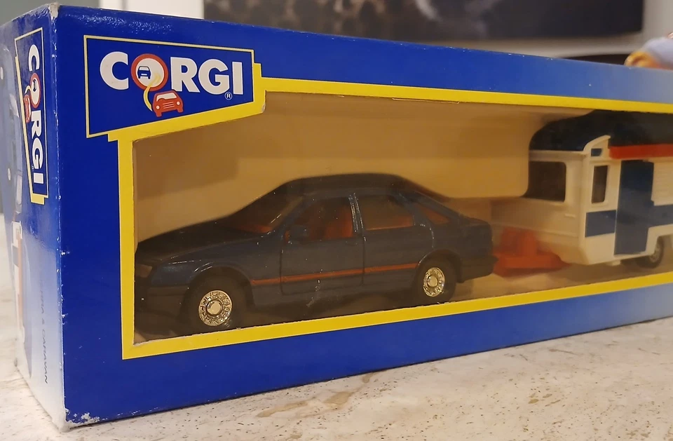 Corgi Toys Set 91890Ford Sierra Blau + Caravan Blisterbox  Neu - Bild 2 von 4