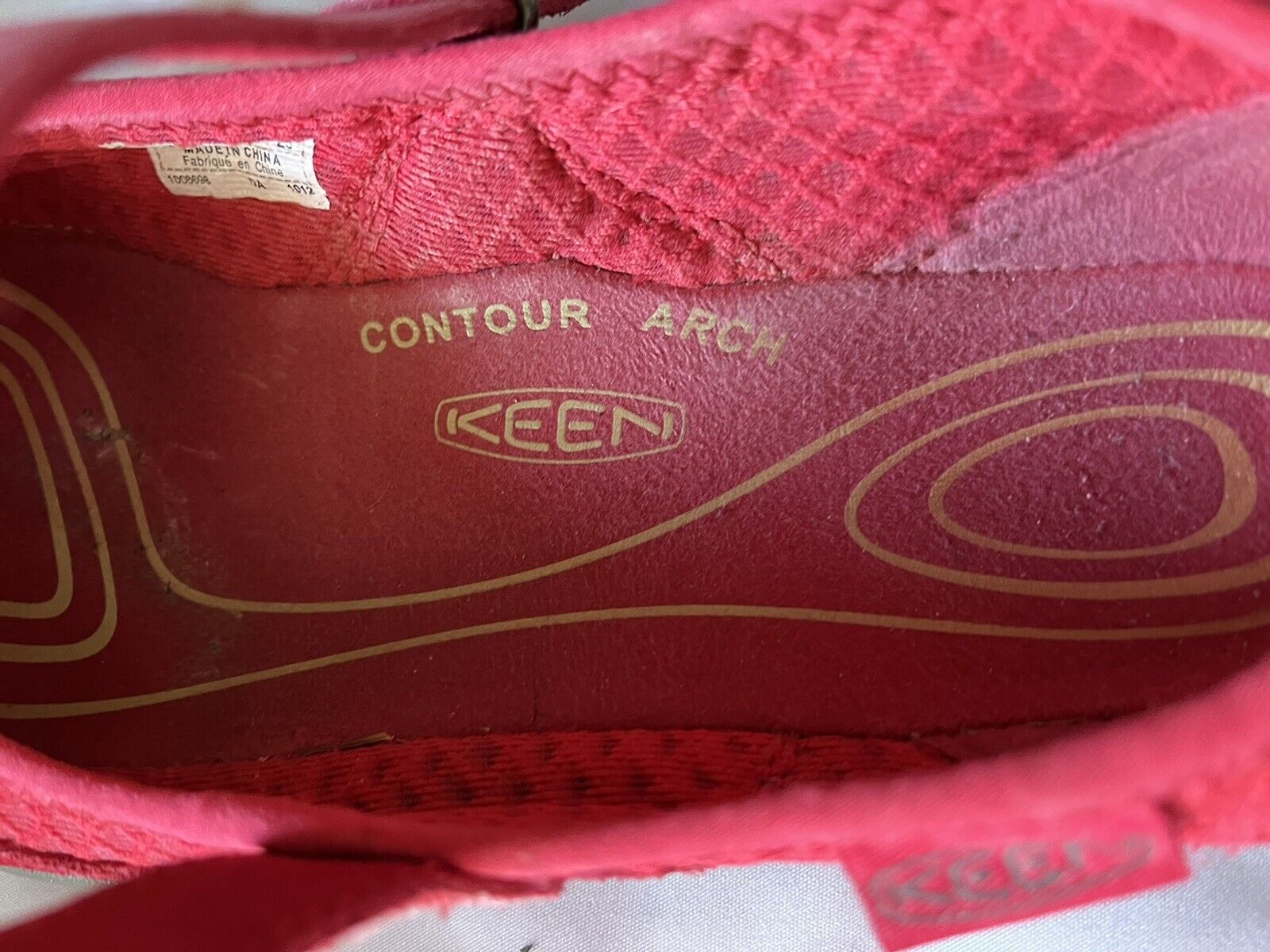 KEEN Womans Red-Coth Netting/Suede Slip On Shoe S… - image 3