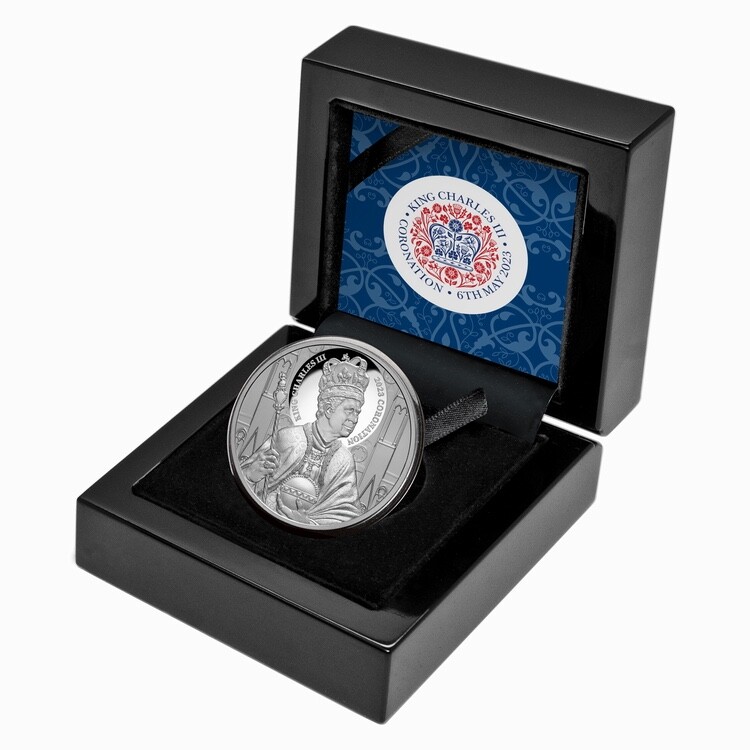 Niue 2023 King Charles III Coronation Queen Elizabeth II $1