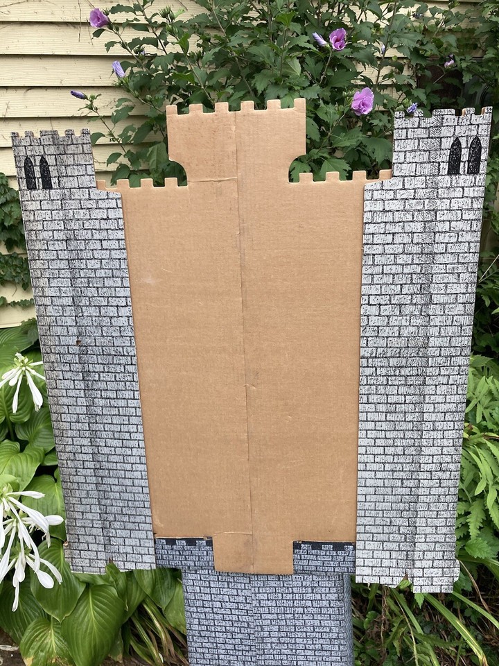 Dungeons & Dragons Store Castle Book Display TSR 1991 Sign Advertising