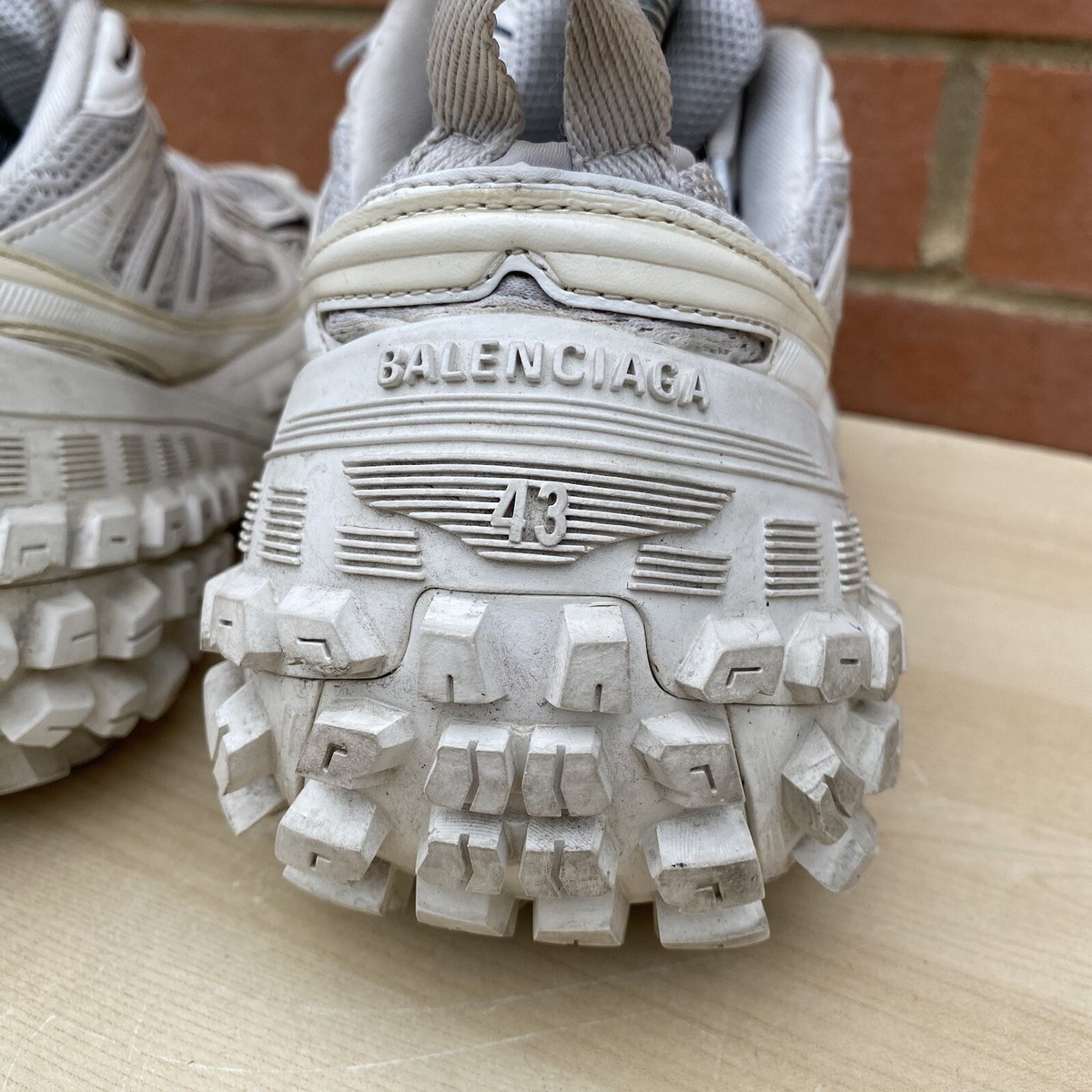 Balenciaga Bouncer Trainers White Size UK 9 | eBay Balenciaga Bouncer Trainers White Size UK 9 | eBay