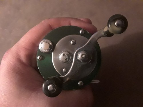 Moulinet de pêche vintage Shakespeare Marhoff 1964 modèle GE équipement