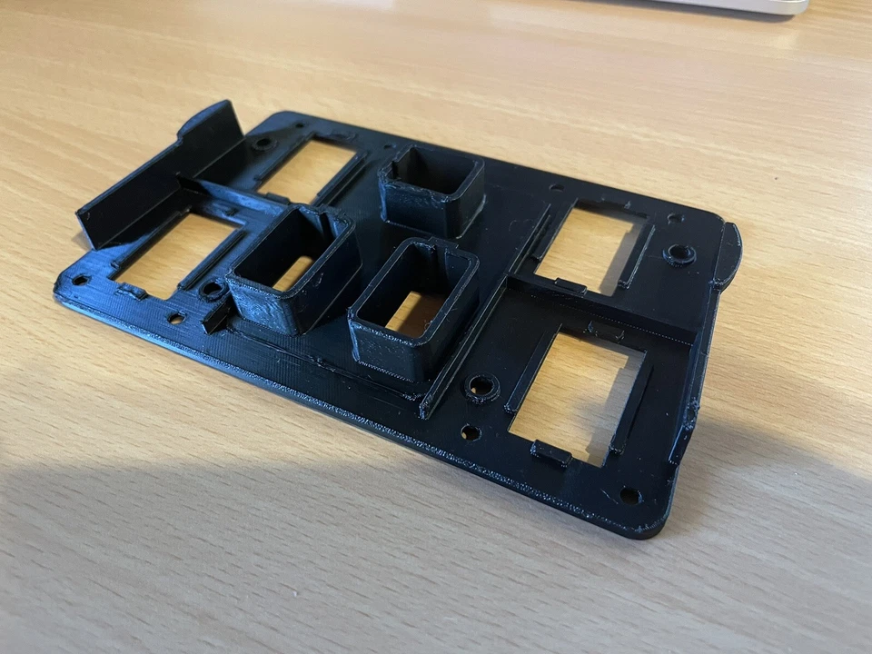 Land Rover Discovery 1 & 2 window switch panel FHR100502 - Image 2 of 4