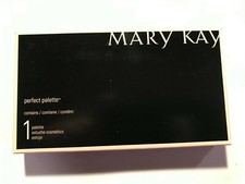 MARY KAY PERFECT PALETTE UNFILLED REFILLABLE COMPACT NEW
