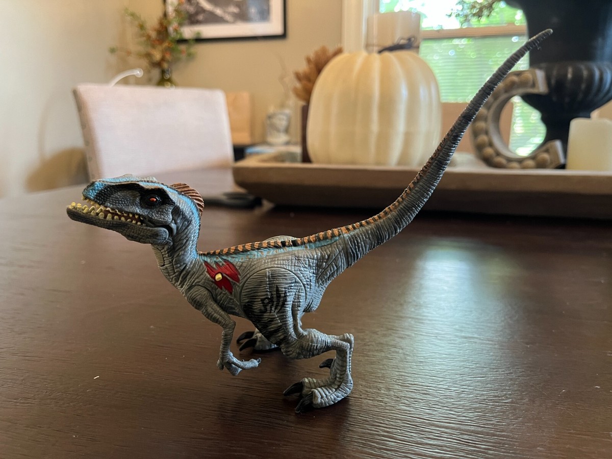 VINTAGE 2000 JURASSIC PARK III 3 JP 3 VELOCIRAPTOR Dinosaur Figure 