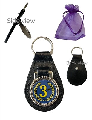 Schlüsselanhänger 3. Platz (C) echt schwarz Leder gewölbt in Geschenktüte