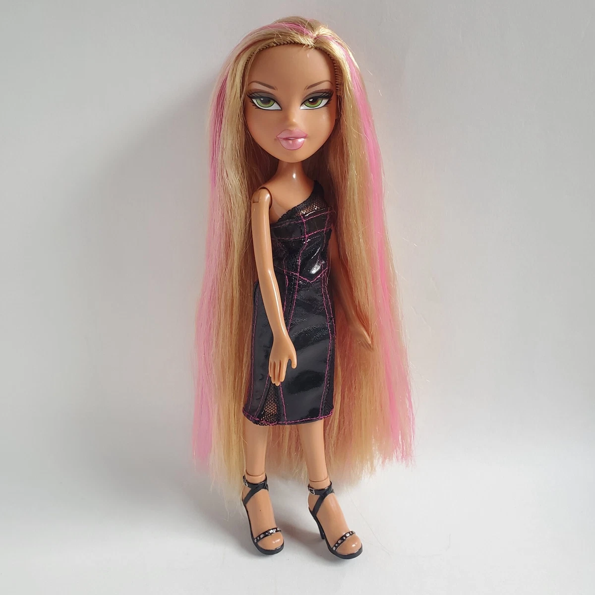 Bratz Magic Hair Fianna Doll