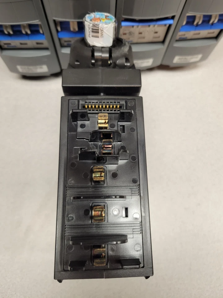 PDM3460IEC309--APC--60A Power Module--CORD REMOVED--USED - Image 3 of 4