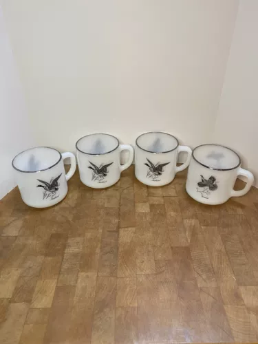 4 Vintage Federal glass Wild bird Mallard milk glass mugs Canada Goose & Grouse