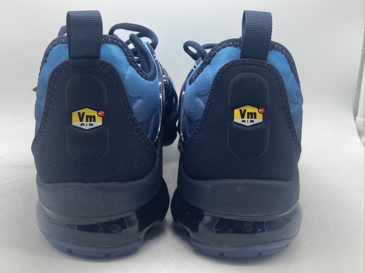 vapormax plus astronomy blue