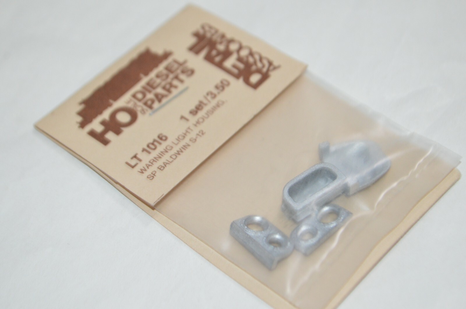 HO PARTS Details Associates locomotive LT 1016 headlight Baldwin SP housing