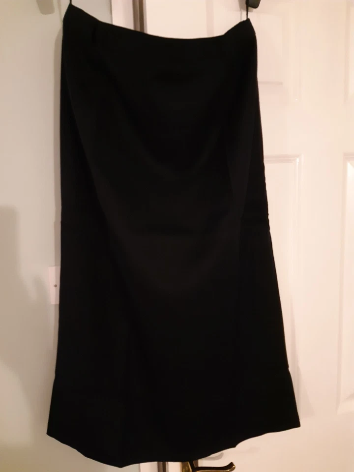 BNWT NAVY SLIMTRU SKIRT SIZE 18 LENGTH 32INS - Image 2 of 4