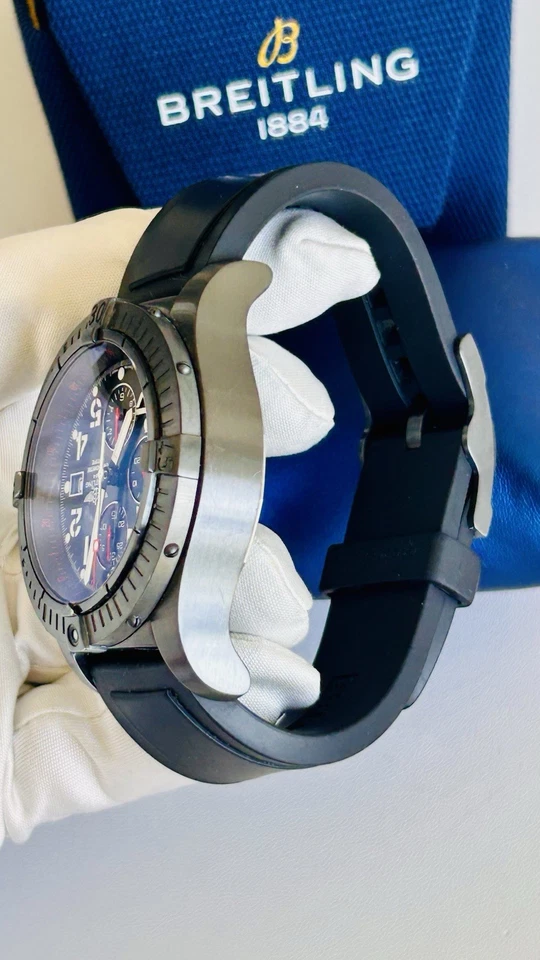 Breitling Super Avenger Chrono Edición Limitada M13370 48mm Acero Negro Foto 3 de 4