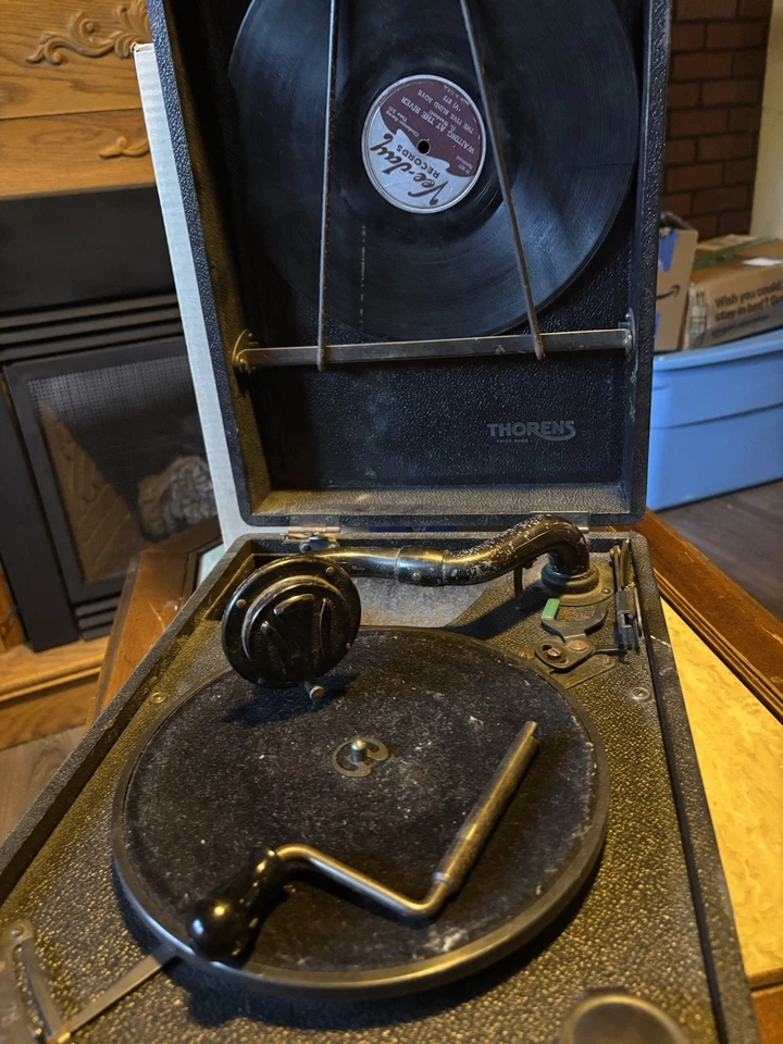 Antiguo tocadiscos Thorne Gammaphone - modo portátil Foto 2 de 4