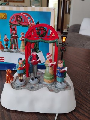 Lemax Family Of Carolers  6 X 6 In Box Action Works